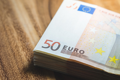 为黄女士成功追回40万美容整形费